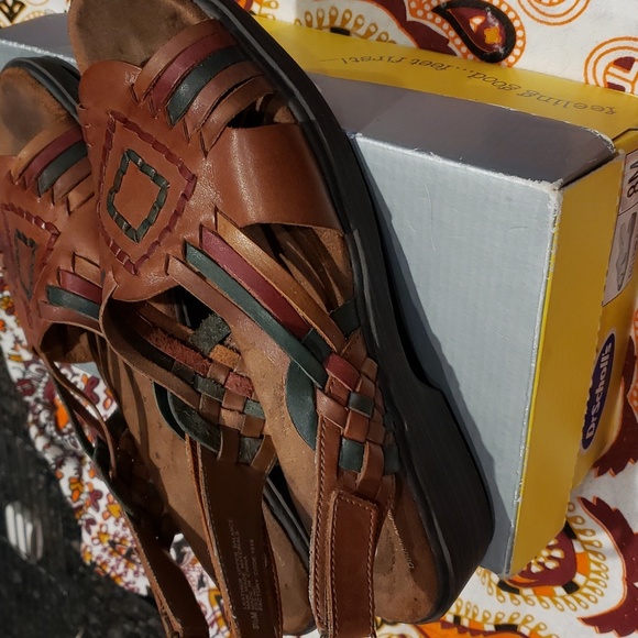 Dr.Scholl's Brown/multi Leather Aztec Huarache strappy Sandal SZ.8.5 - Picture 2 of 9